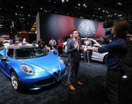 2020 Alfa Romeo 4C Spider Italia - Front Three-Quarter Wallpaper 190x150