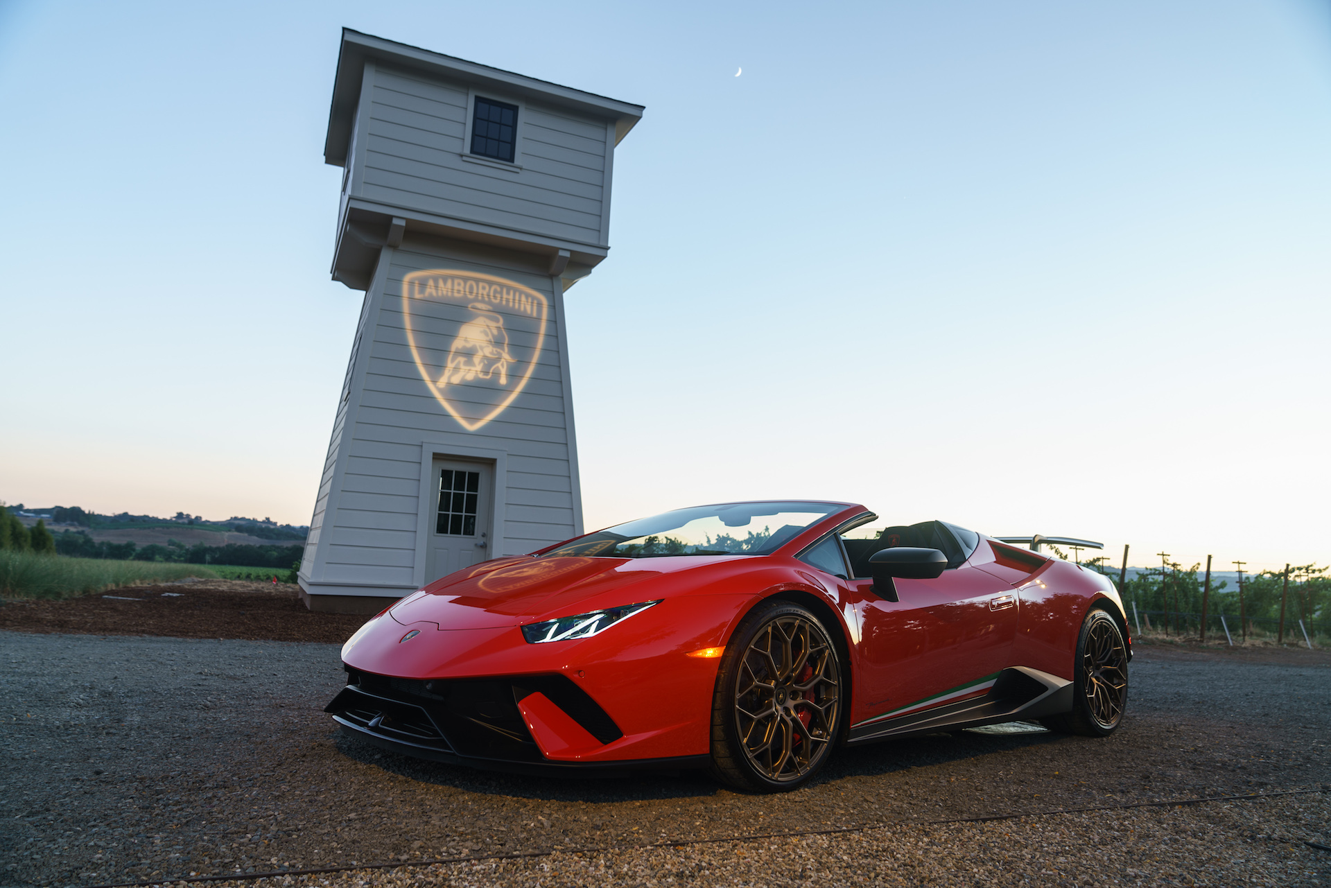 Download 2019 Lamborghini Huracán Performante Spyder - Front Three-Quarter HD Wallpaper 1920x1281 #72