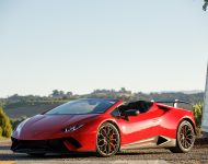 2019 Lamborghini Huracán Performante Spyder - Front Three-Quarter Wallpaper 190x150