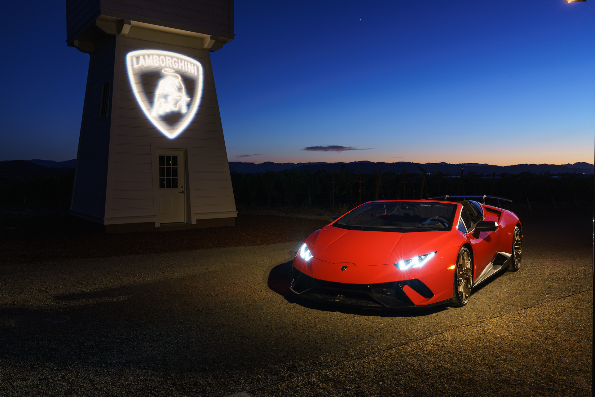 Download 2019 Lamborghini Huracán Performante Spyder - Front Three-Quarter HD Wallpaper 1920x1281 #73