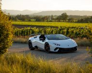 2019 Lamborghini Huracán Performante Spyder - Front Three-Quarter Wallpaper 190x150
