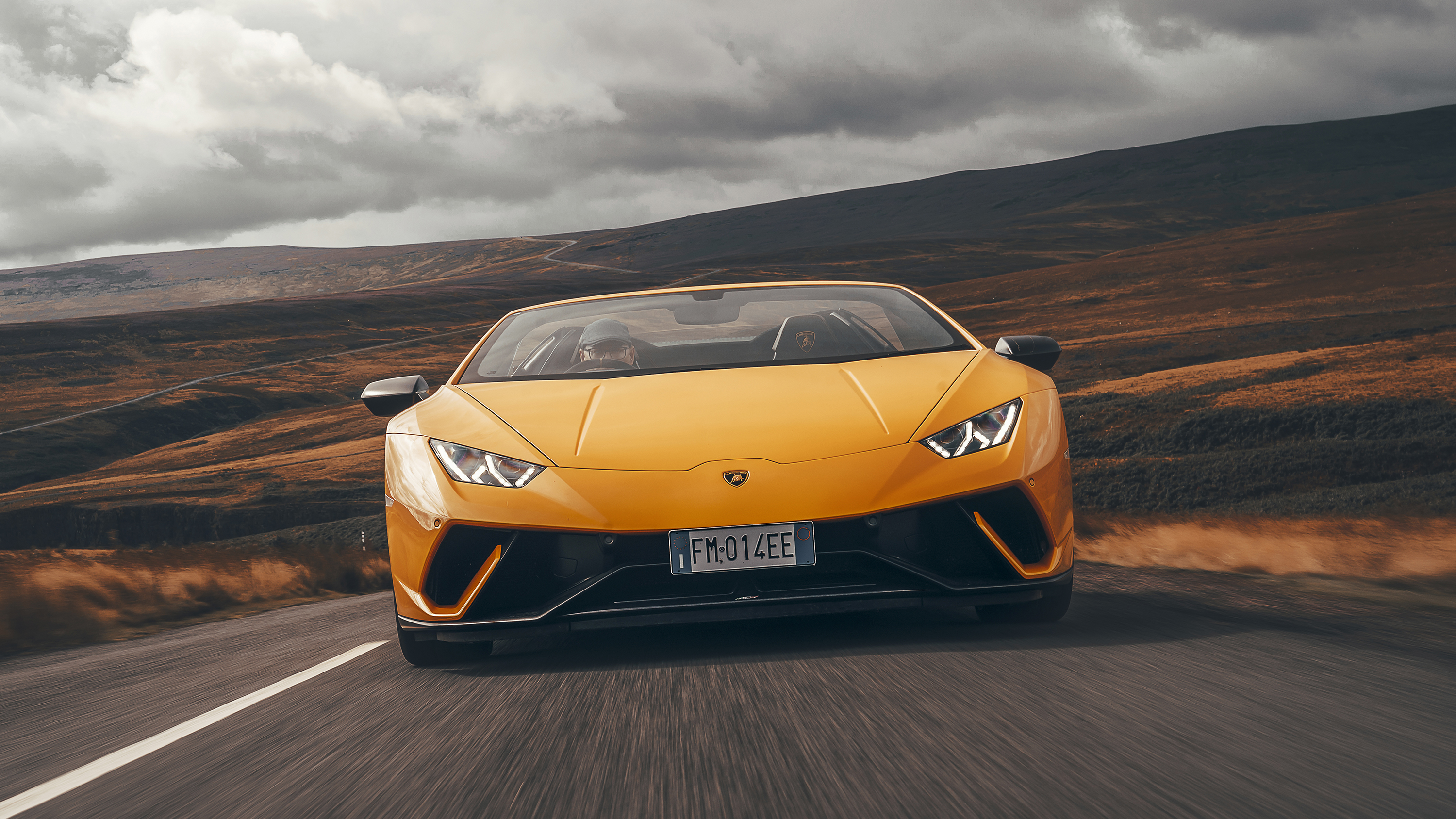 Download 2019 Lamborghini Huracán Performante Spyder - Front HD Wallpaper 3000x1688 #10