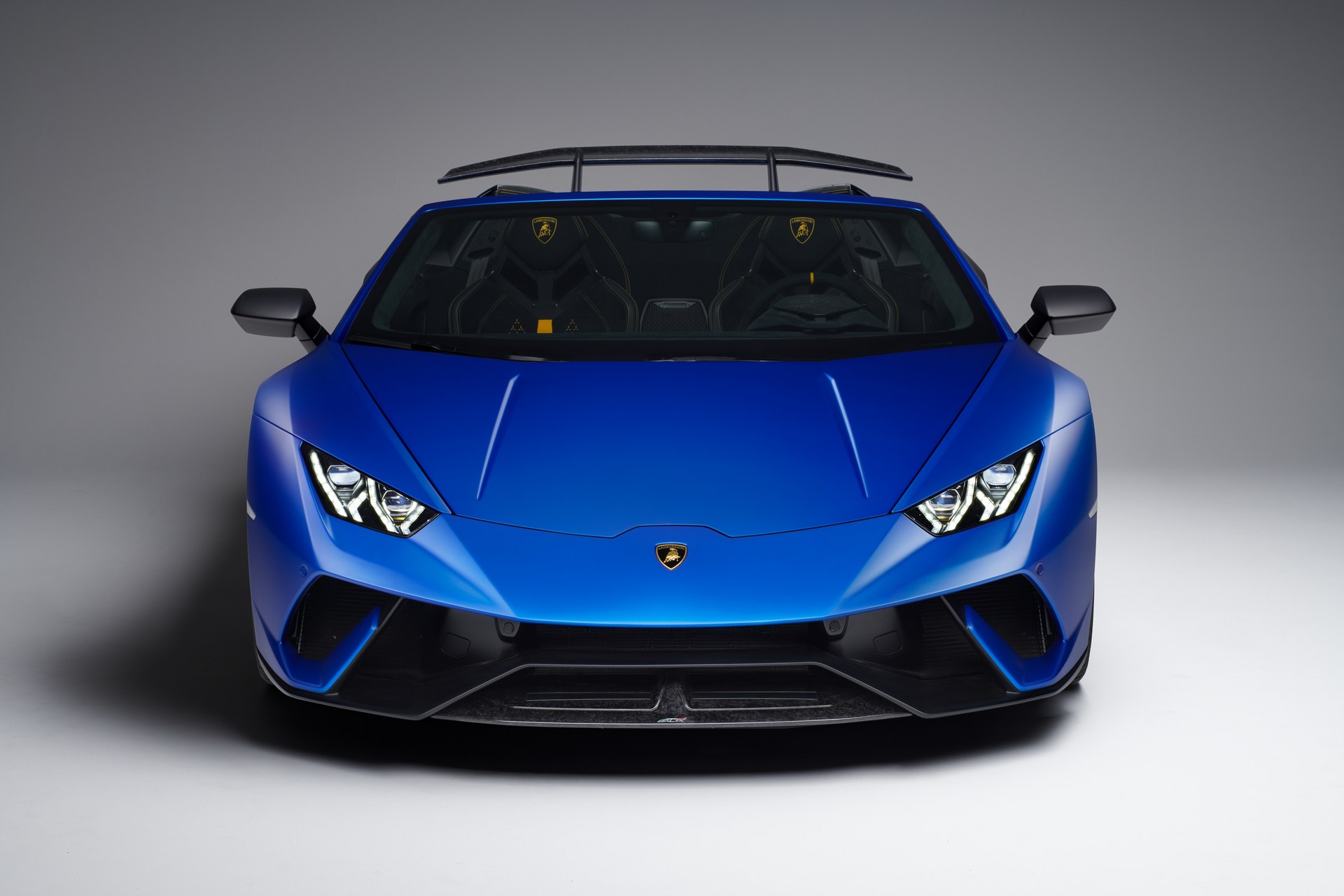 Download 2019 Lamborghini Huracán Performante Spyder - Front HD Wallpaper 1920x1280 #90