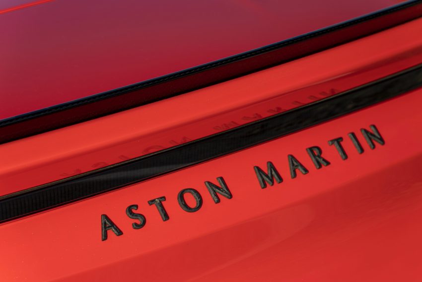 2020 Aston Martin DBS Superleggera Volante - Badge Wallpaper 850x567 #27