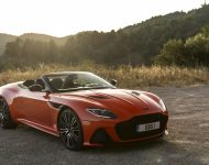 2020 Aston Martin DBS Superleggera Volante - Front Three-Quarter Wallpaper 190x150