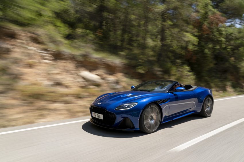 2020 Aston Martin DBS Superleggera Volante - Front Three-Quarter Wallpaper 850x567 #34