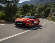 2020 Aston Martin DBS Superleggera Volante - Front Three-Quarter Wallpaper 190x150