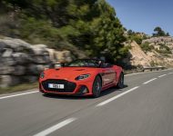 2020 Aston Martin DBS Superleggera Volante - Front Three-Quarter Wallpaper 190x150