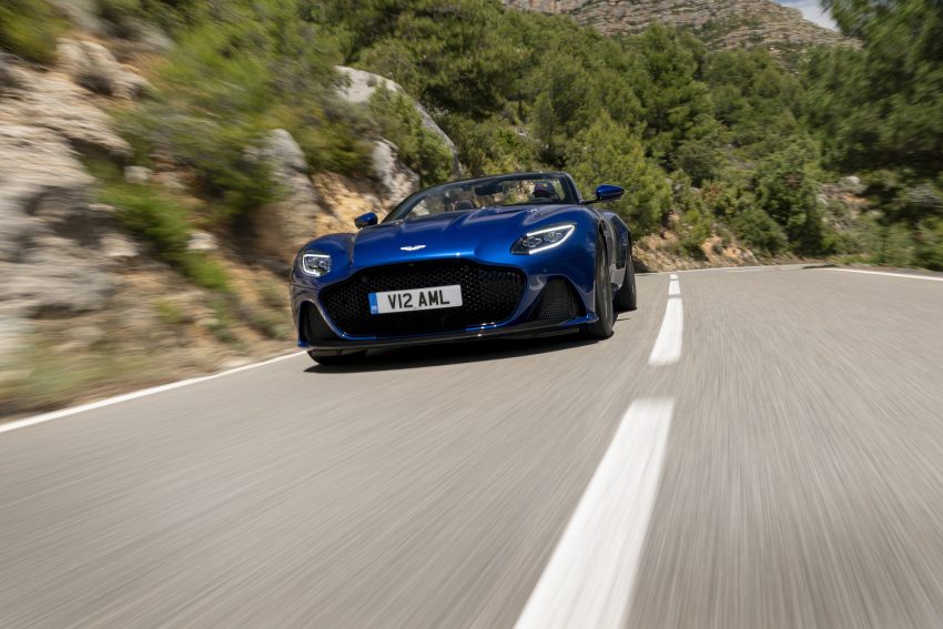 2020 Aston Martin DBS Superleggera Volante - Front Wallpaper 850x567 #46