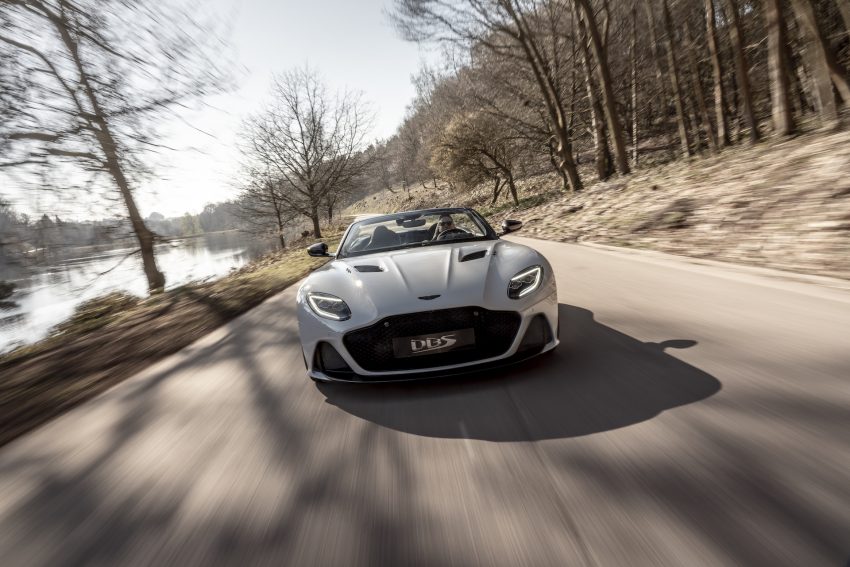 2020 Aston Martin DBS Superleggera Volante - Front Wallpaper 850x567 #83