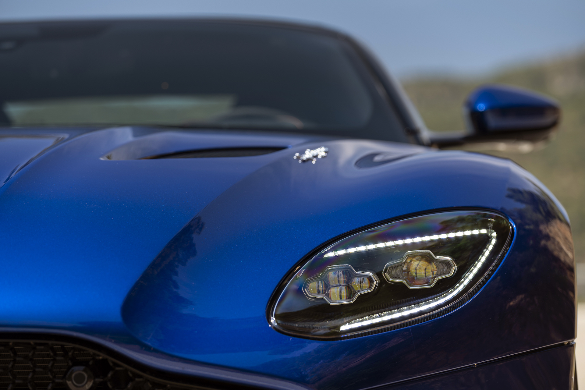 Download 2020 Aston Martin DBS Superleggera Volante - Headlight HD Wallpaper 1920x1280 #66