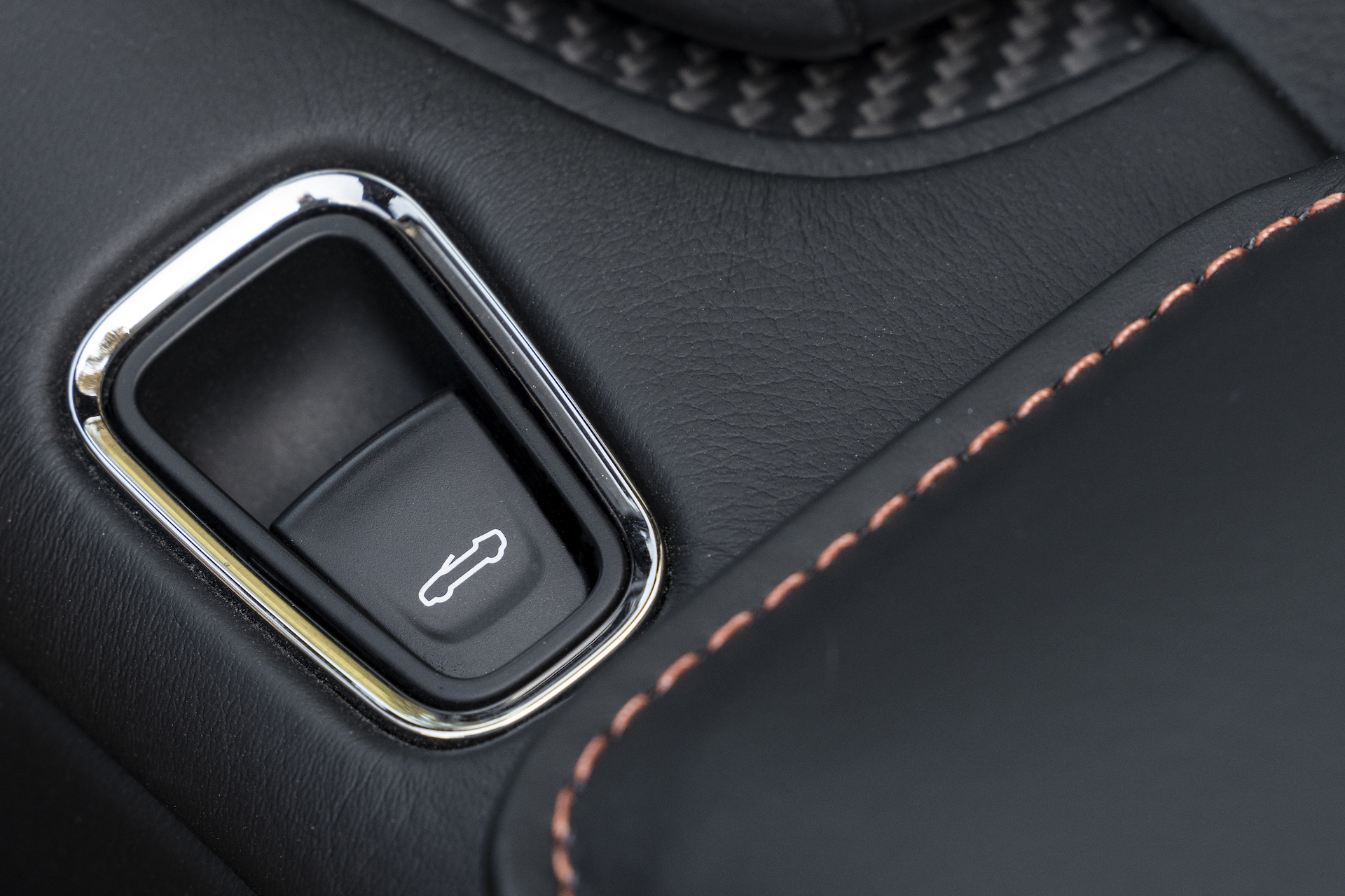 Download 2020 Aston Martin DBS Superleggera Volante - Interior, Detail HD Wallpaper 1920x1280 #74