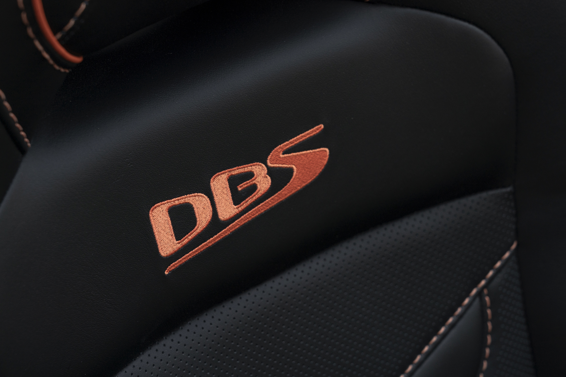 Download 2020 Aston Martin DBS Superleggera Volante - Interior, Detail HD Wallpaper 1920x1280 #73