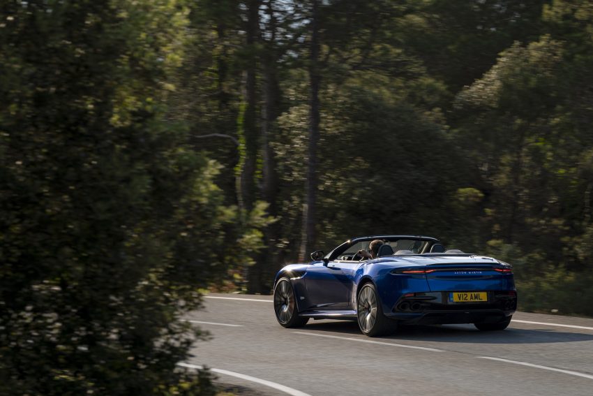 2020 Aston Martin DBS Superleggera Volante - Rear Three-Quarter Wallpaper 850x567 #48