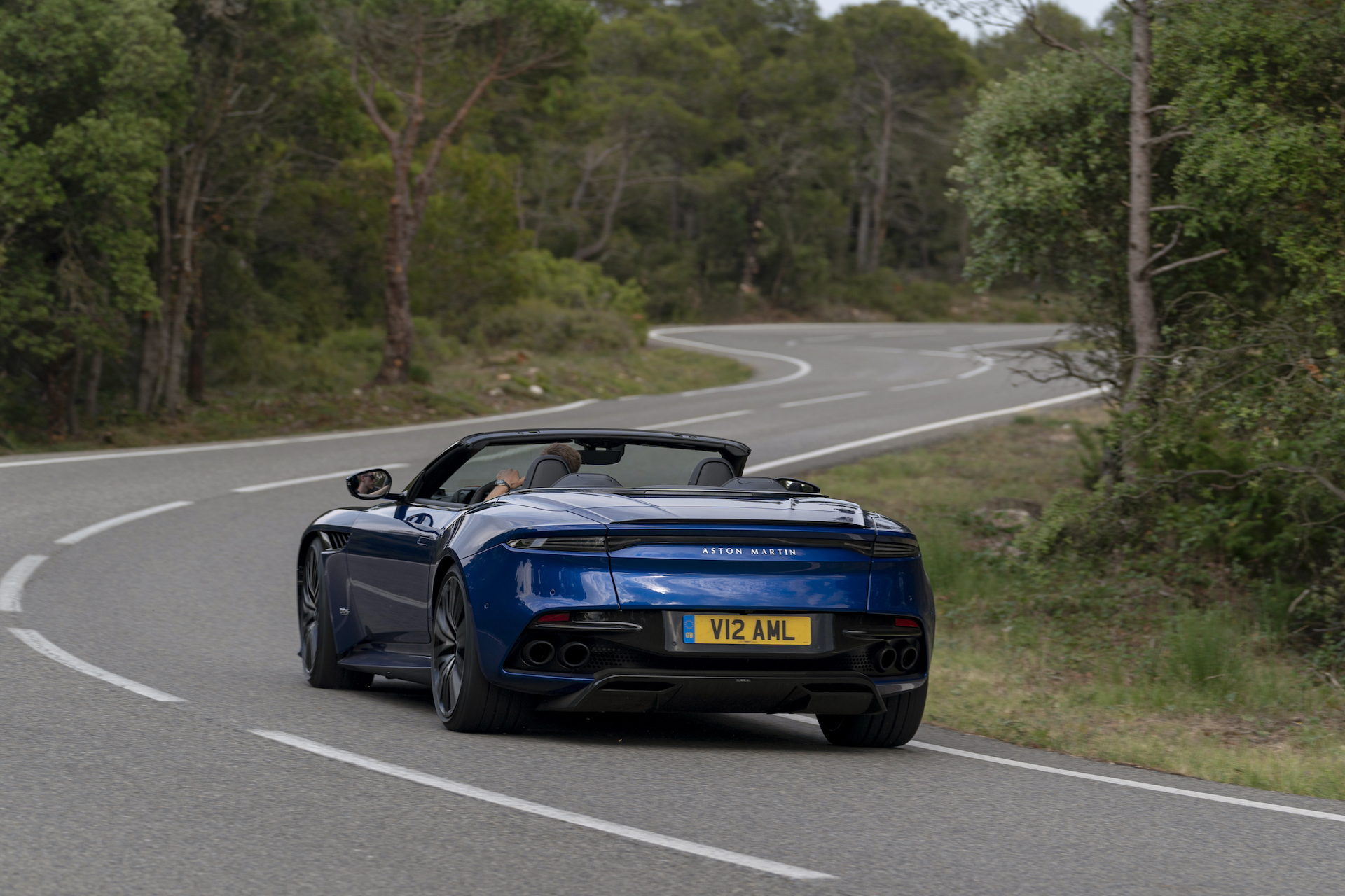 Download 2020 Aston Martin DBS Superleggera Volante - Rear HD Wallpaper 1920x1280 #43