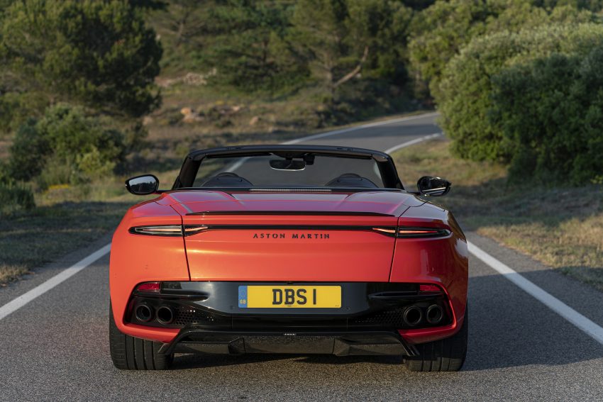 2020 Aston Martin DBS Superleggera Volante - Rear Wallpaper 850x567 #9