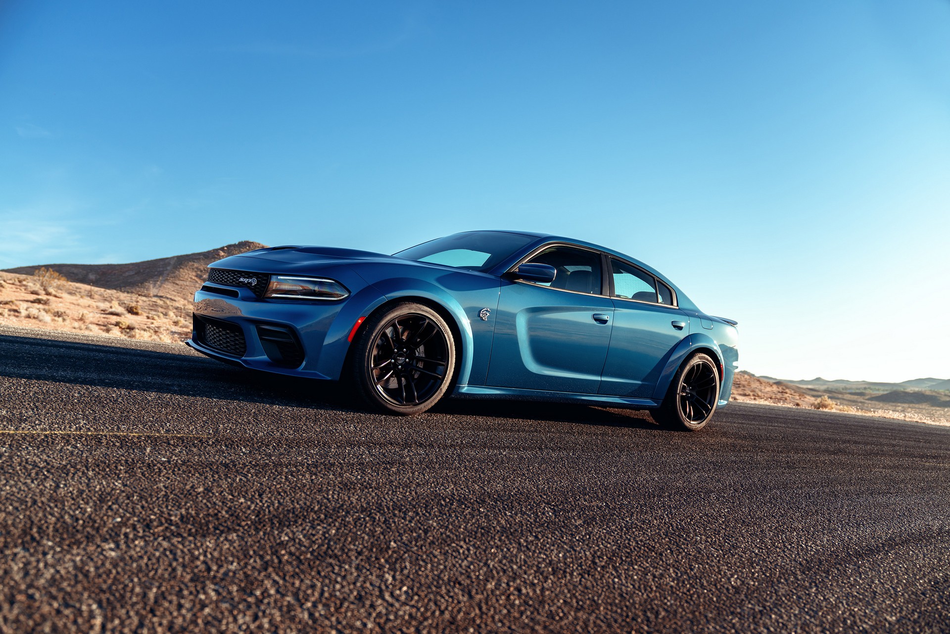 Download 2020 Dodge Charger SRT Hellcat Widebody - Front Three-Quarter HD Wallpaper 1920x1281 #9
