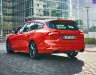 2020 Ford Focus ST Wagon - Rear Three-Quarter Wallpaper 190x150