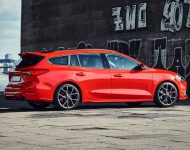 2020 Ford Focus ST Wagon - Rear Three-Quarter Wallpaper 190x150