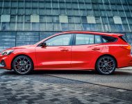 2020 Ford Focus ST Wagon - Side Wallpaper 190x150