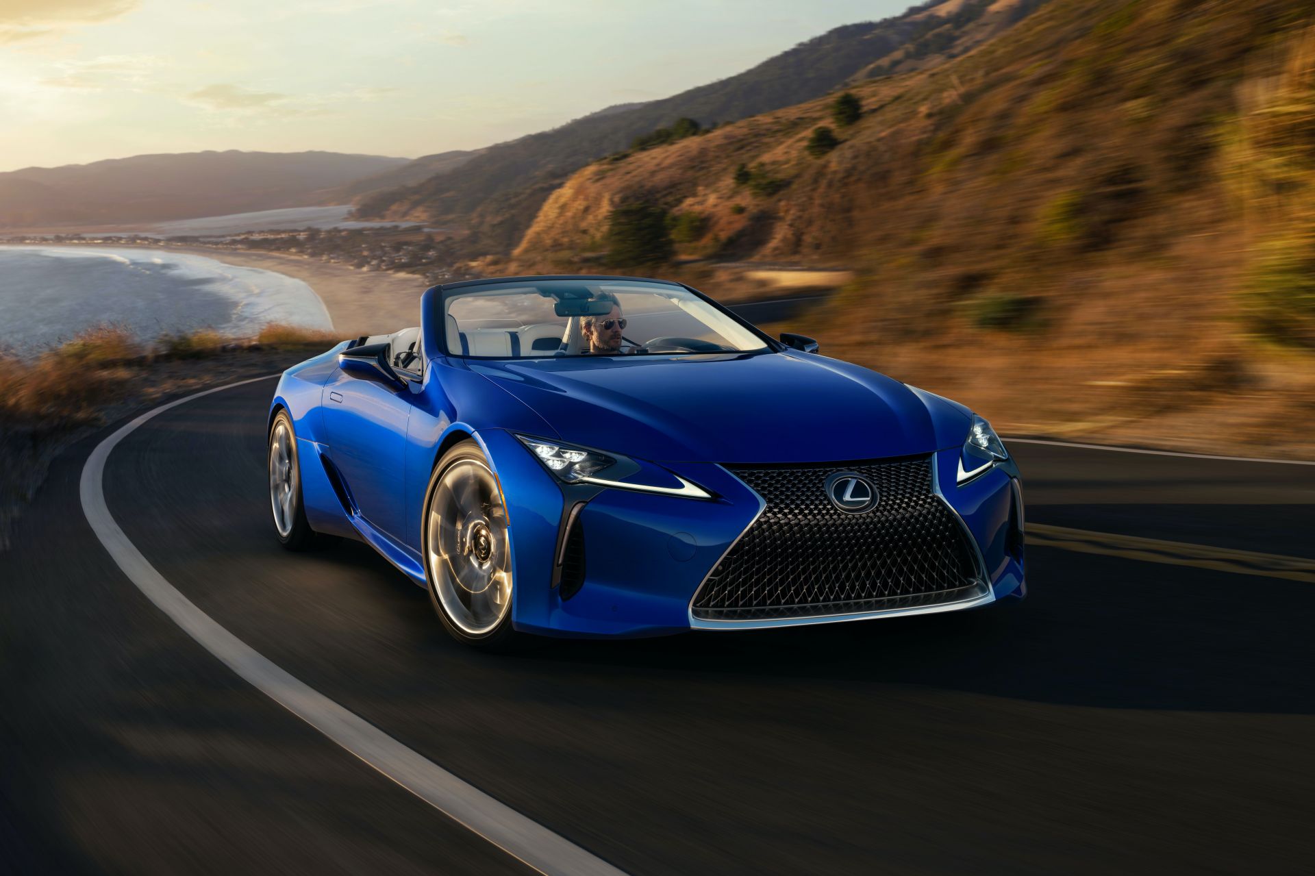 Download 2021 Lexus LC 500 Convertible - Front Three-Quarter HD Wallpaper 1920x1279 #1