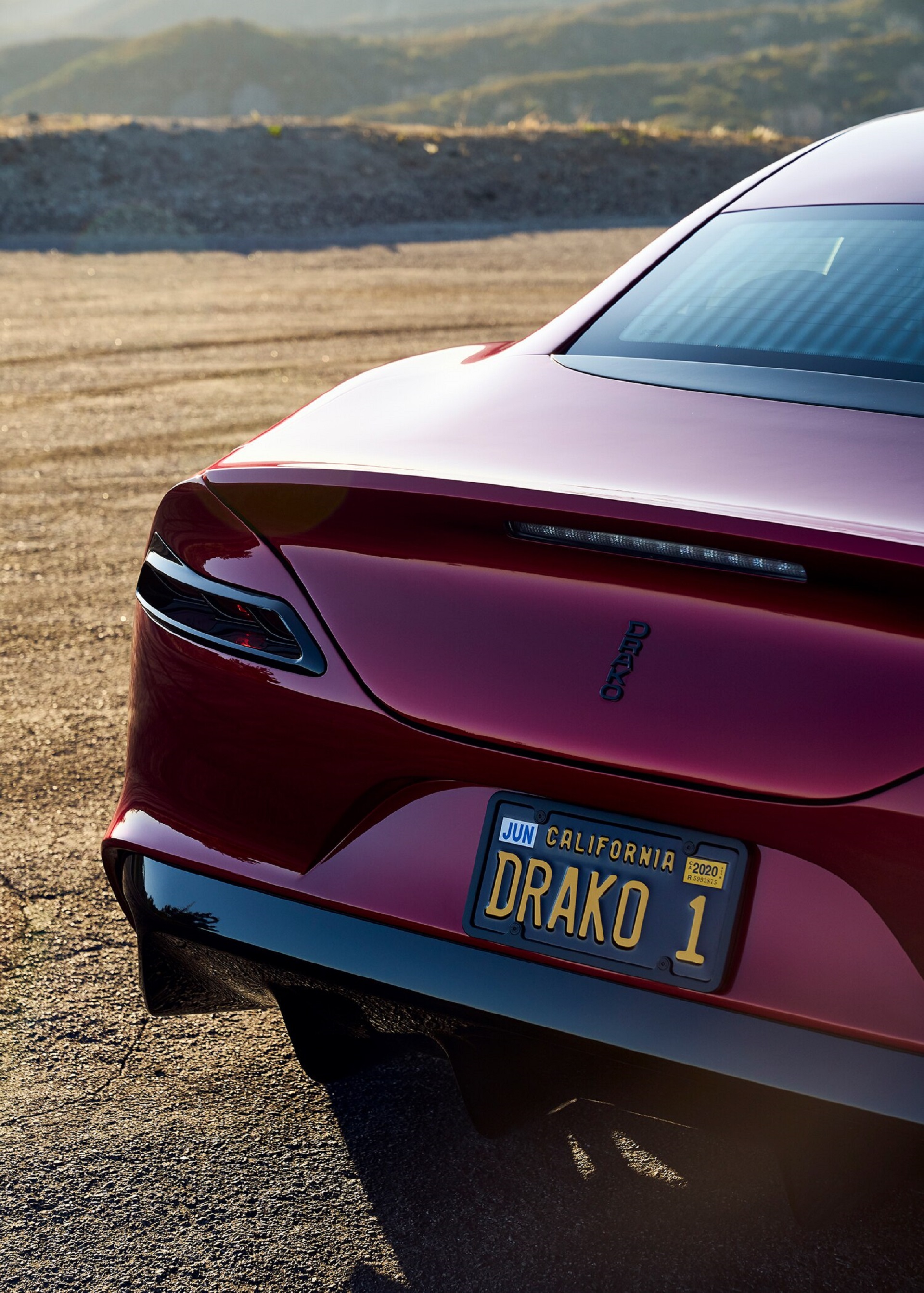 Download 2020 Drako GTE - Spoiler HD Phone Wallpaper 1920x2688 #67