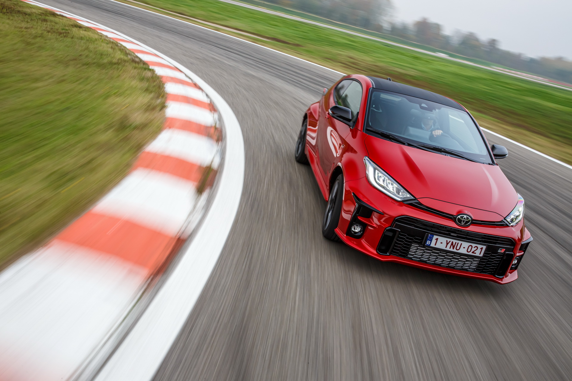 Download 2021 Toyota GR Yaris - Front Three-Quarter HD Wallpaper 1920x1280 #91