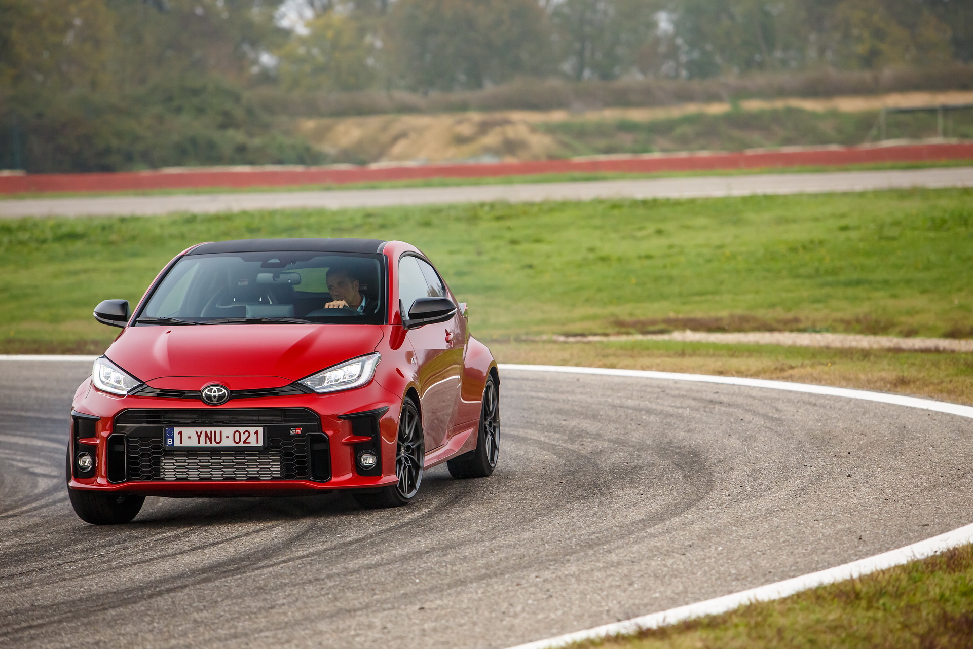 Download 2021 Toyota GR Yaris - Front Three-Quarter HD Wallpaper 1920x1280 #92