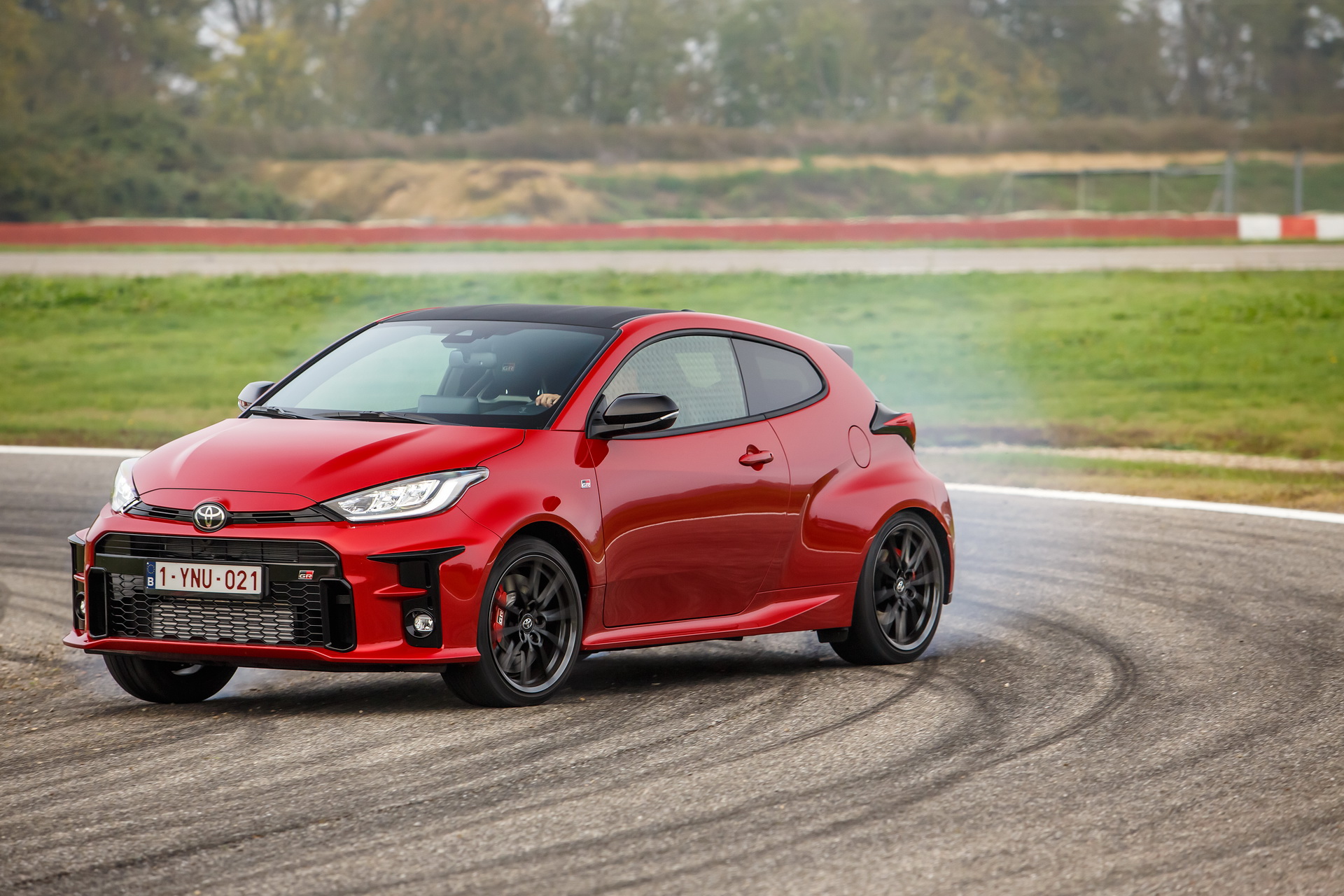 Download 2021 Toyota GR Yaris - Front Three-Quarter HD Wallpaper 1920x1280 #93