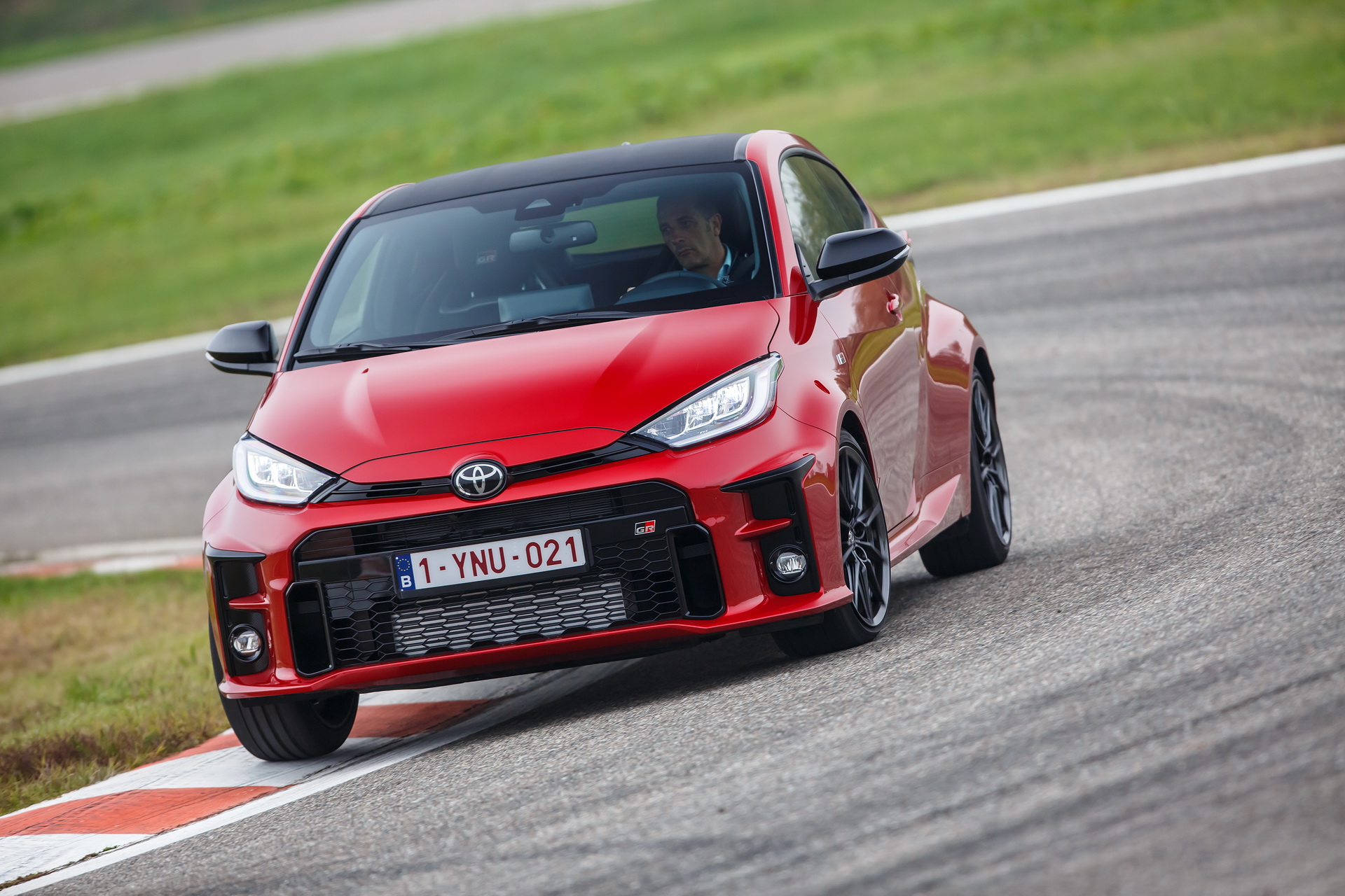 Download 2021 Toyota GR Yaris - Front Three-Quarter HD Wallpaper 1920x1280 #81