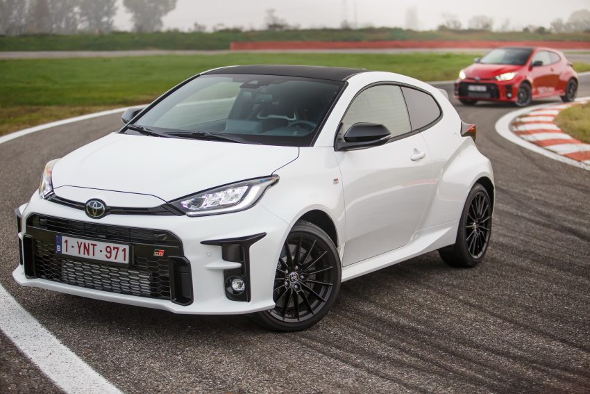 2021 Toyota GR Yaris - Front Three-Quarter Wallpaper 850x567 #137
