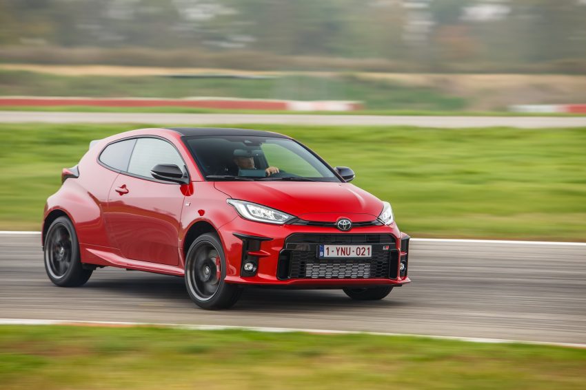 2021 Toyota GR Yaris - Front Three-Quarter Wallpaper 850x567 #97