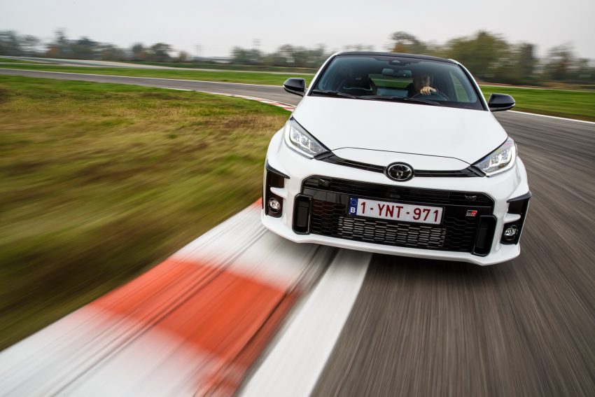 2021 Toyota GR Yaris - Front Wallpaper 850x567 #119