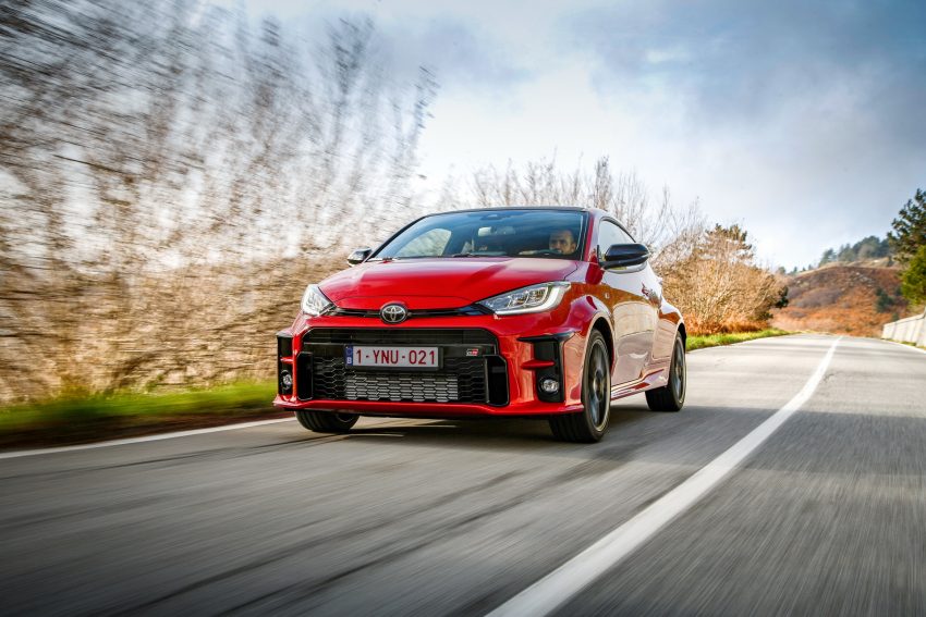 2021 Toyota GR Yaris - Front Wallpaper 850x567 #2