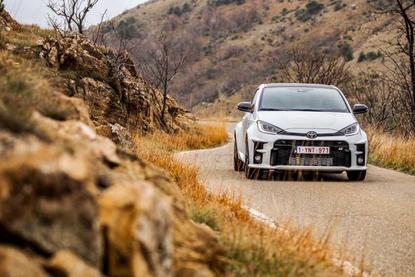 2021 Toyota GR Yaris - Front Wallpaper 850x567 #69