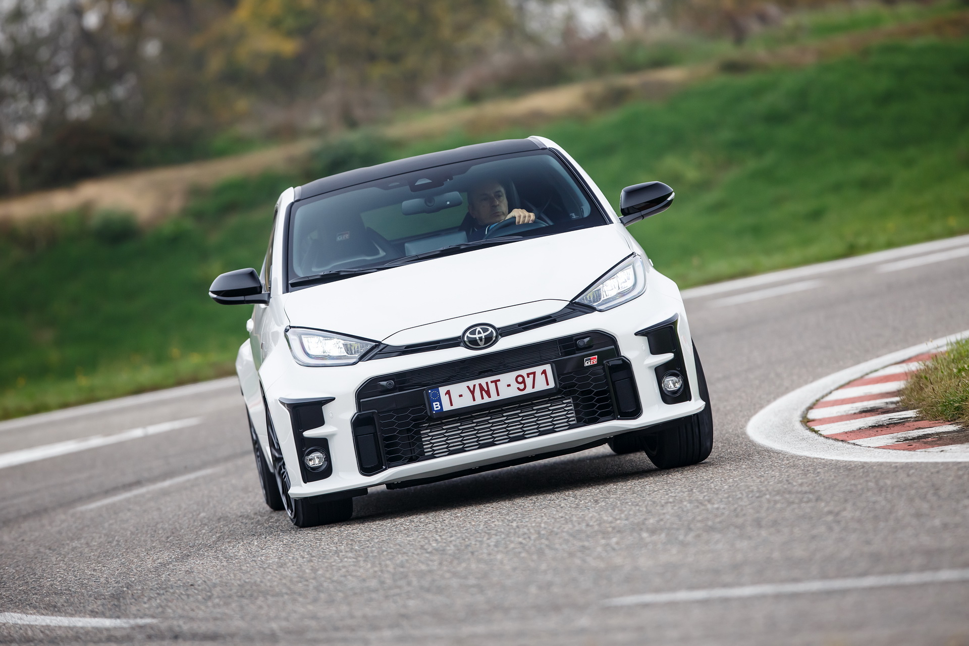 Download 2021 Toyota GR Yaris - Front HD Wallpaper 1920x1280 #110