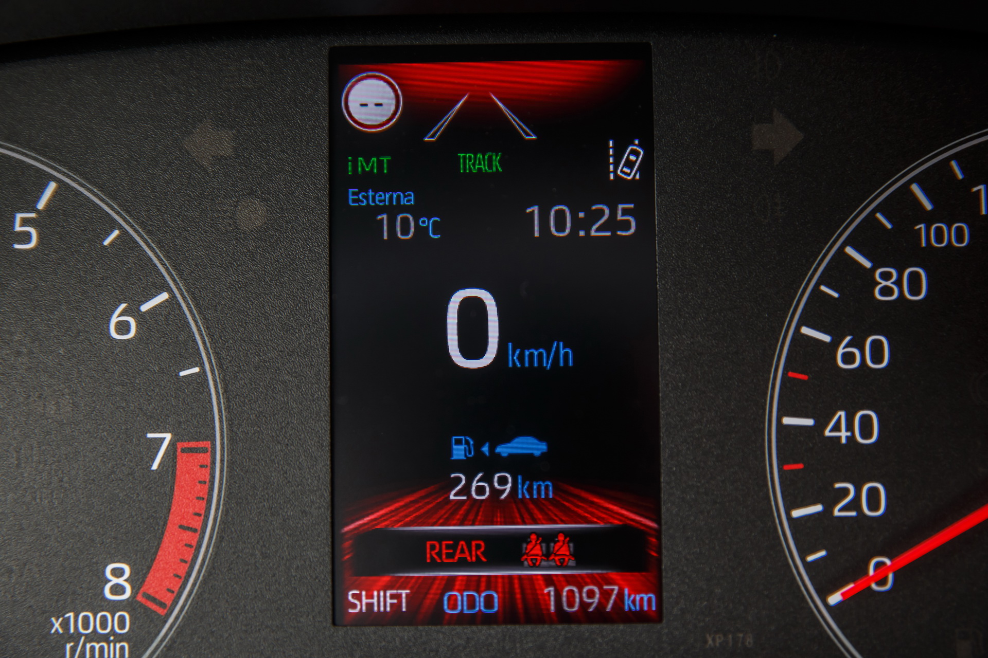 Download 2021 Toyota GR Yaris - Instrument Cluster HD Wallpaper 1920x1280 #171