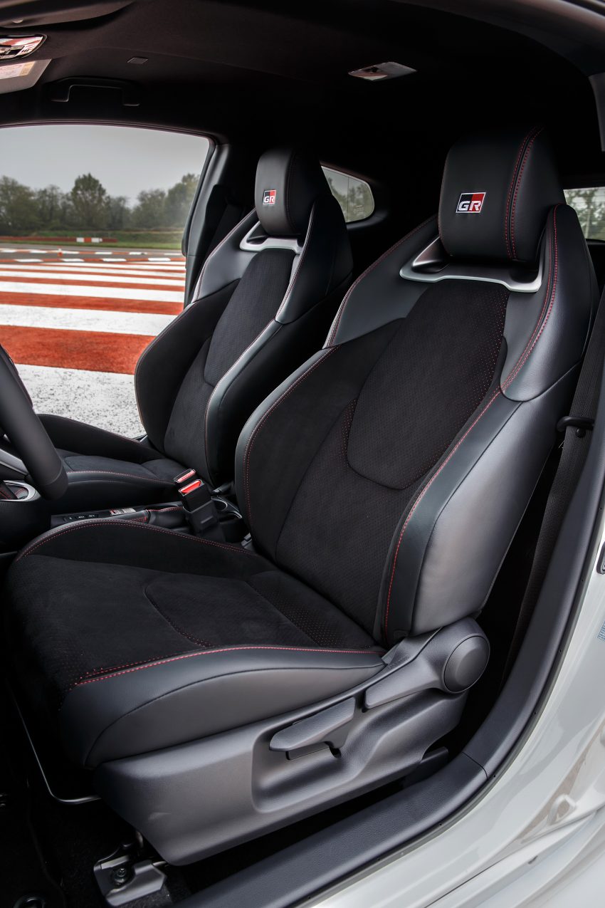 2021 Toyota GR Yaris - Interior, Front Seats Phone Wallpaper 850x1275 #186
