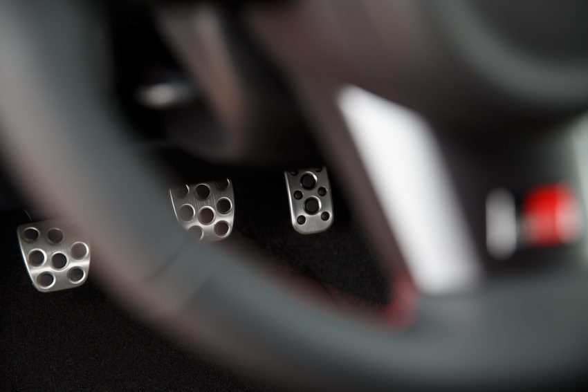 2021 Toyota GR Yaris - Interior, Steering Wheel Wallpaper 850x567 #181