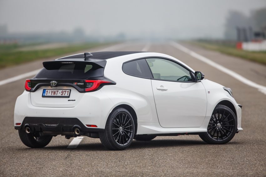 2021 Toyota GR Yaris - Rear Three-Quarter Wallpaper 850x567 #128
