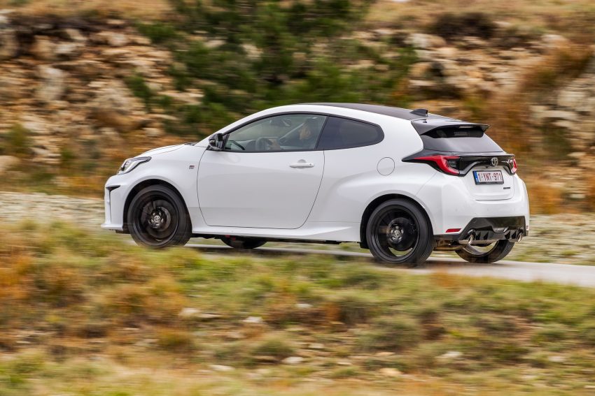 2021 Toyota GR Yaris - Rear Three-Quarter Wallpaper 850x567 #70