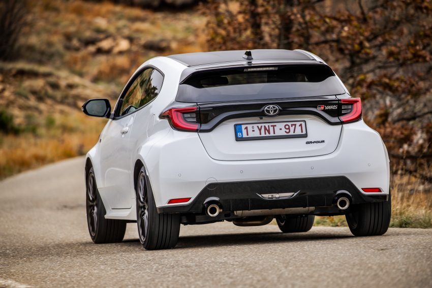 2021 Toyota GR Yaris - Rear Wallpaper 850x567 #71