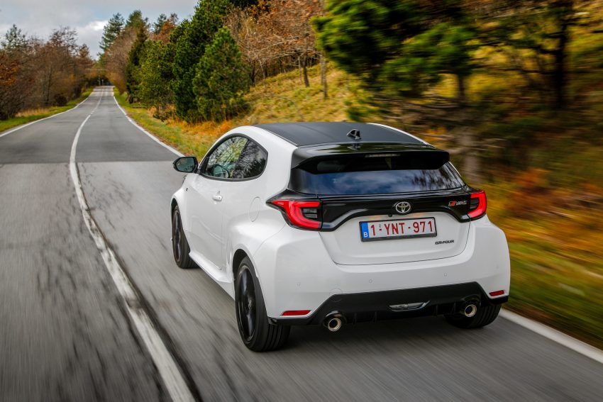 2021 Toyota GR Yaris - Rear Wallpaper 850x567 #61