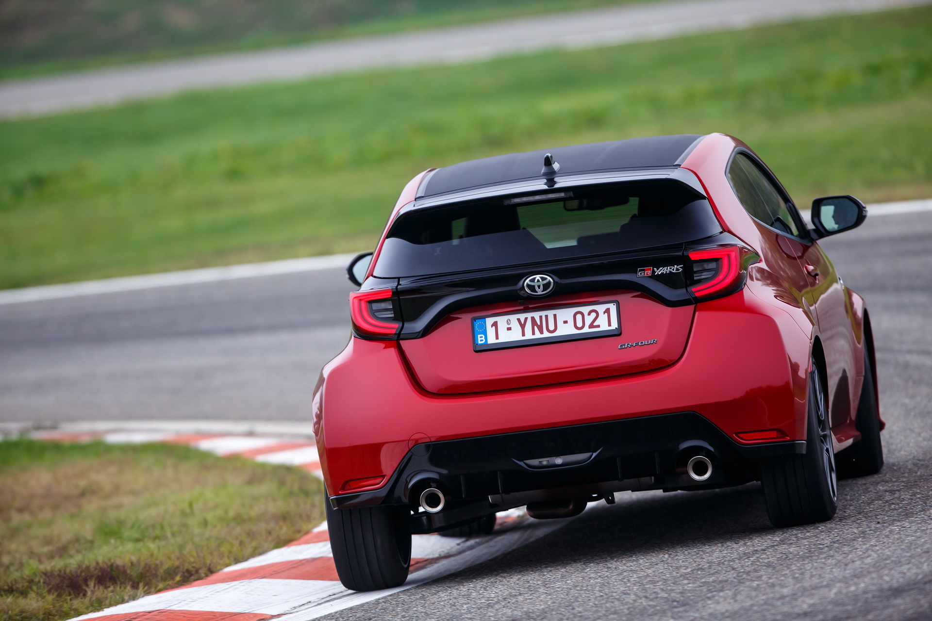 Download 2021 Toyota GR Yaris - Rear HD Wallpaper 1920x1280 #88