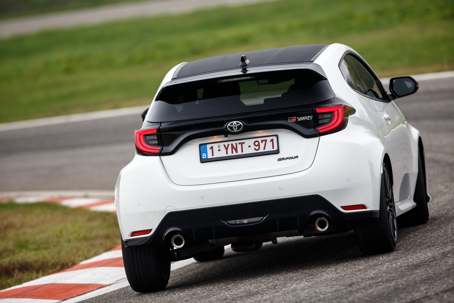 Download 2021 Toyota GR Yaris - Rear HD Wallpaper 1920x1280 #123
