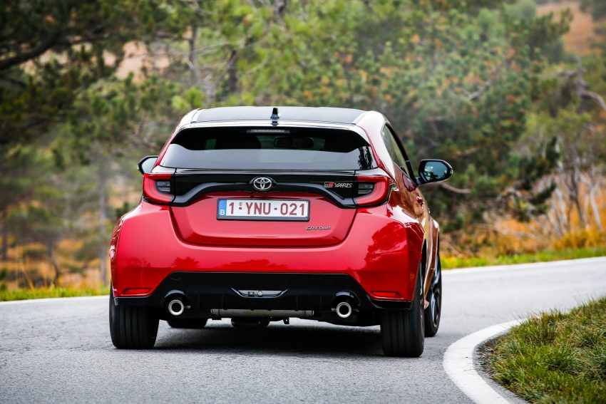 2021 Toyota GR Yaris - Rear Wallpaper 850x567 #33