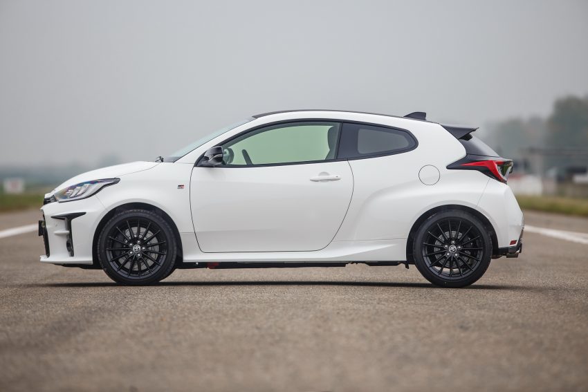 2021 Toyota GR Yaris - Side Wallpaper 850x567 #131