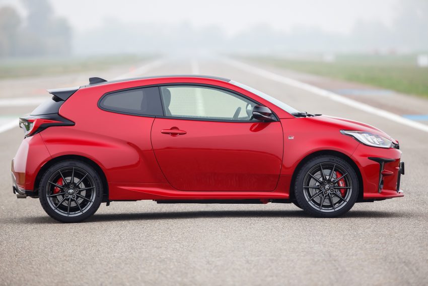 2021 Toyota GR Yaris - Side Wallpaper 850x567 #147