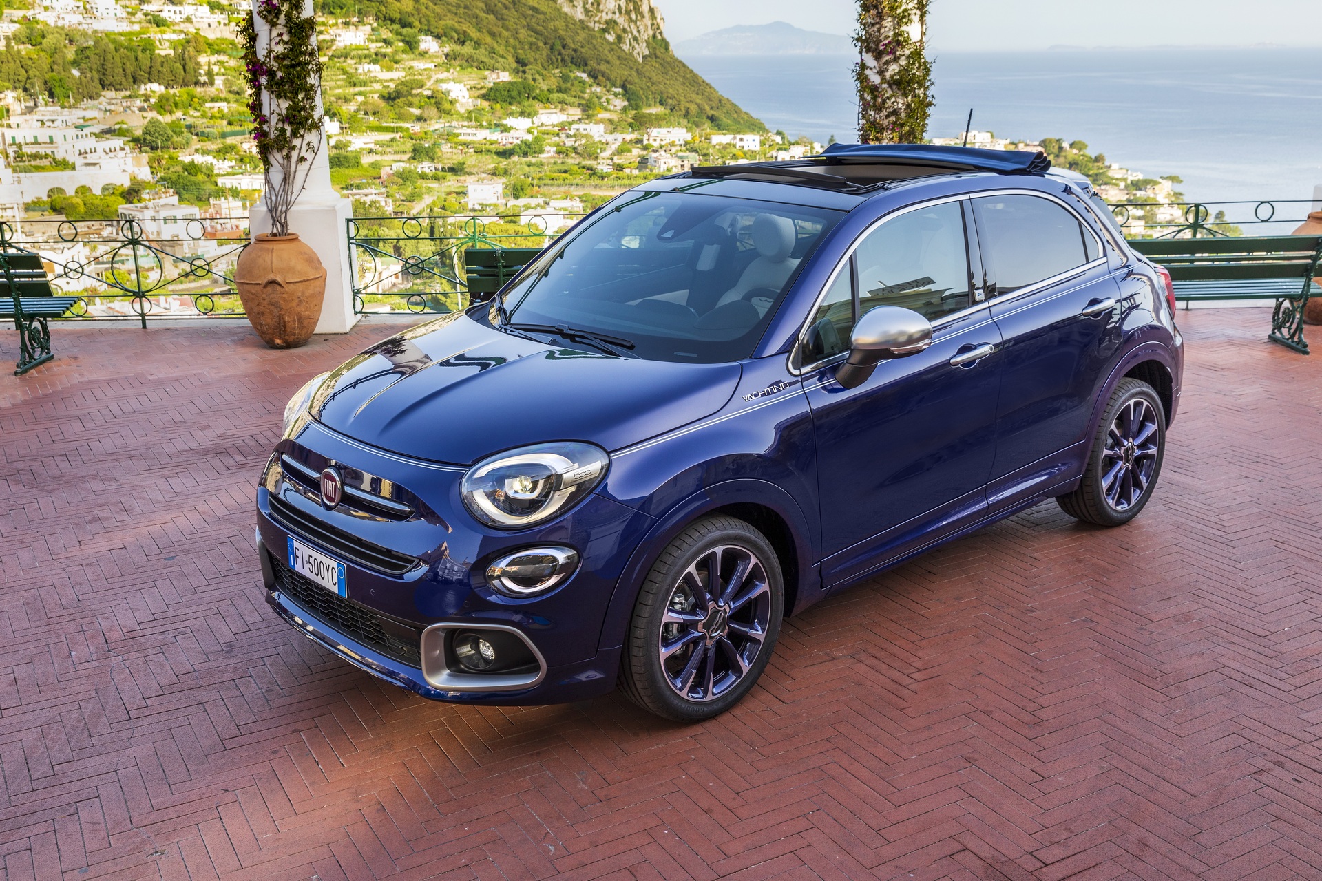 Download 2021 Fiat 500X Yachting - Front Three-Quarter HD Wallpaper 1920x1280 #5