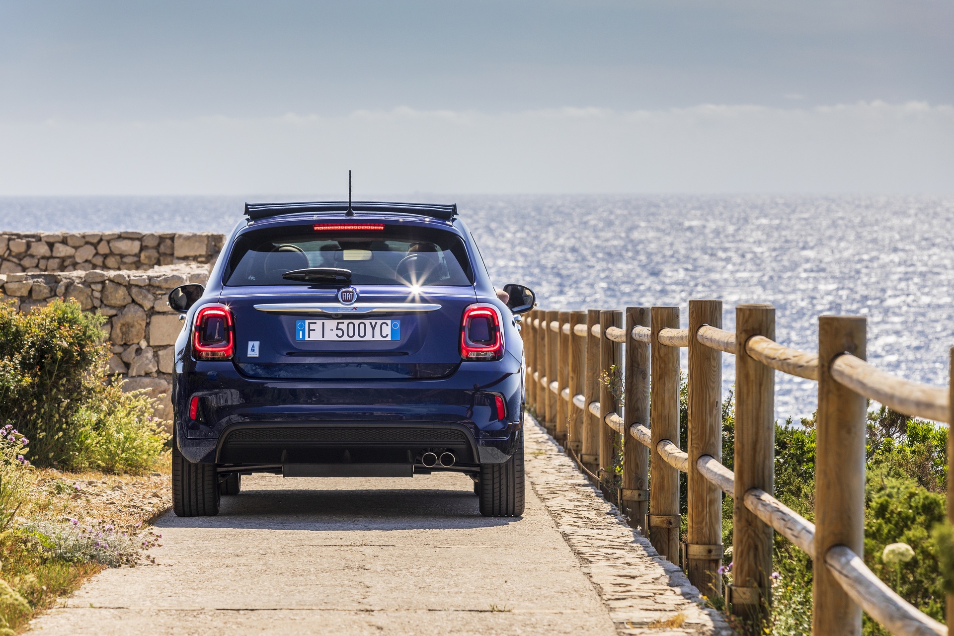 Download 2021 Fiat 500X Yachting - Rear HD Wallpaper 1920x1280 #8